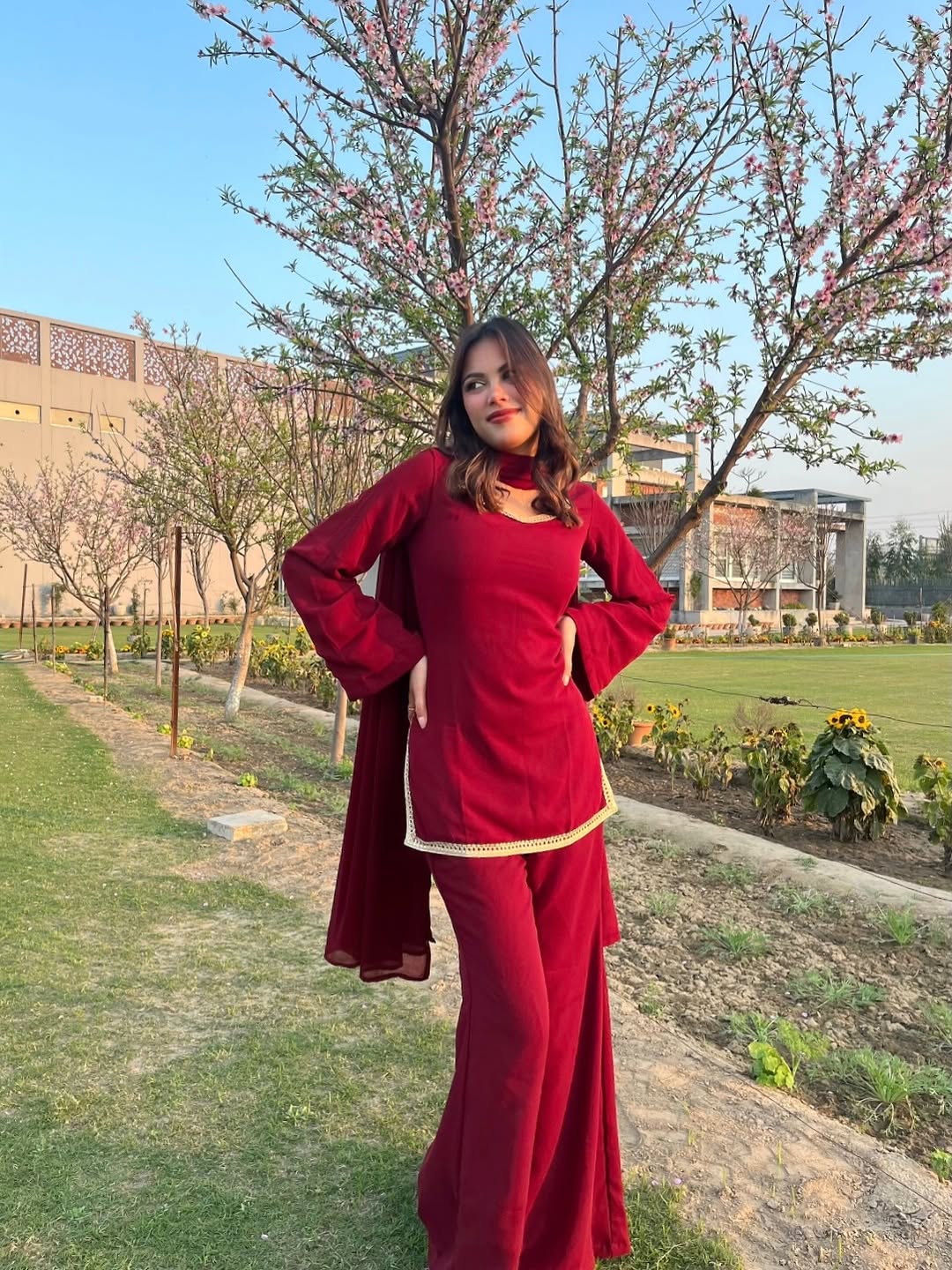 HS-0027- RAYA